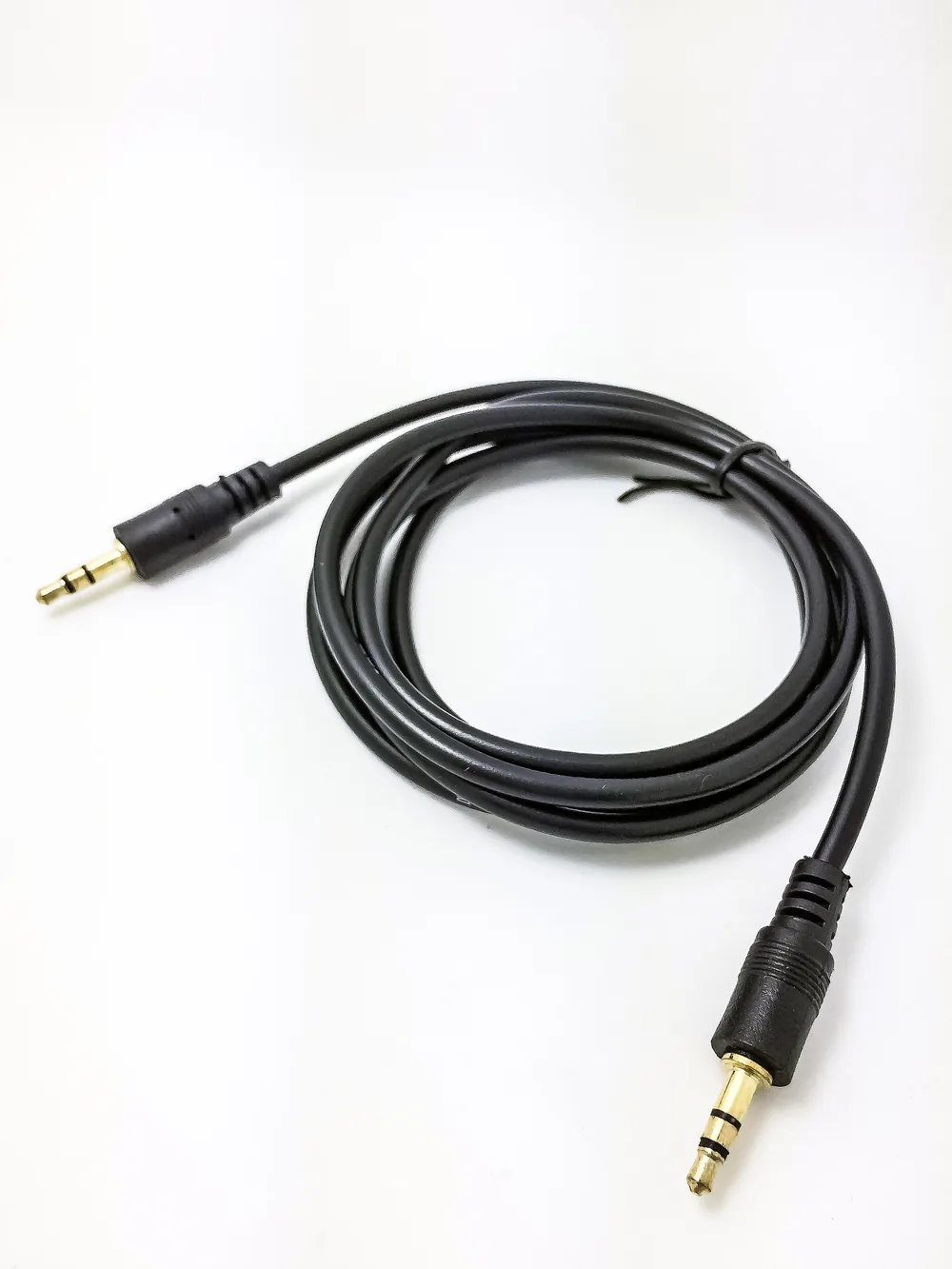 3.5mm audio cable view 3